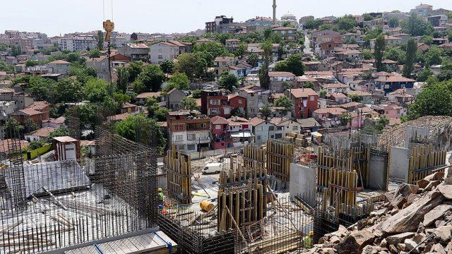 Çevre ve Şehircilik Bakanı Özhaseki: İstanbul&#039;da 50 bin civarında riskli yapı var