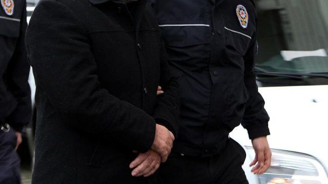 Edirne&#039;de eski emniyet müdürü tutuklandı