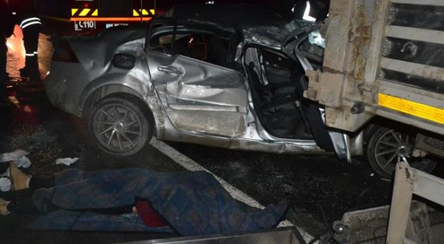 Edirne&#039;de trafik kazası, ölü ve yaralı var