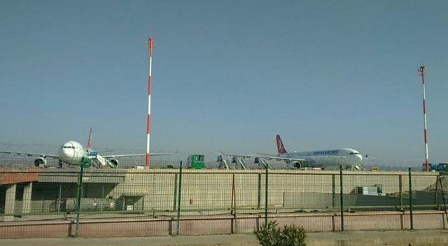 İstanbul&#039;a inemeyen uçaklar Gaziantep&#039;te kaldı