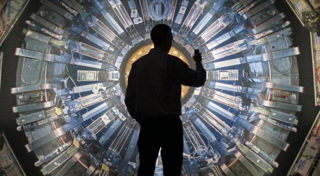 Türk firmaları CERN’de 4 ihale kazandı