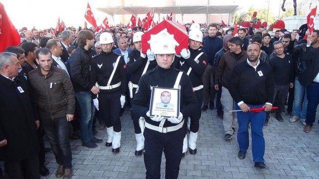 Viranşehir&#039;de şehit olan mahalle bekçisi Kete son yolculuğuna uğurlandı