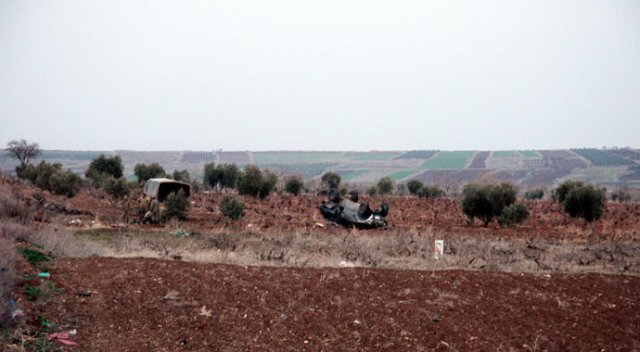 Zırhlı Kobra aracı devrildi: 3 asker yaralı