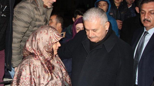Başbakan Yıldırım&#039;dan şehit ailesine ziyaret