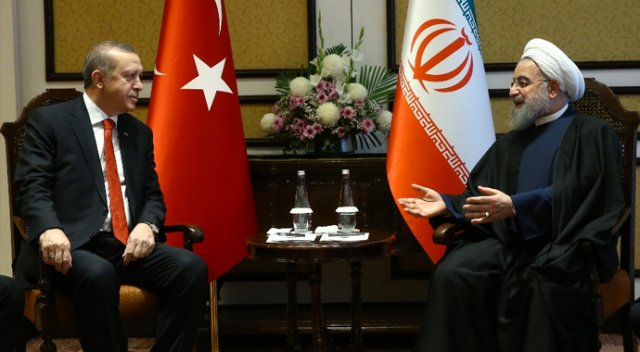 Cumhurbaşkanı Erdoğan Ruhani ile görüştü