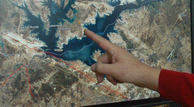 Deprem uzmanı Köse&#039;den korkutan ‘Atatürk Barajı’ açıklaması