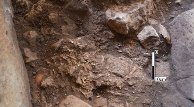 İsrail&#039;de 4 bin yıl öncesine ait mezarlık bulundu