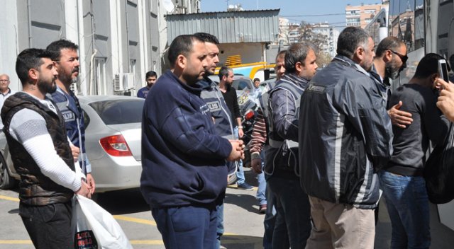 İzmir&#039;de çete üyesi 47 kişi gözaltına alındı