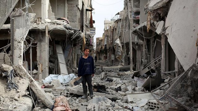 Suriye&#039;de bir ayda 876 sivil hayatını kaybetti
