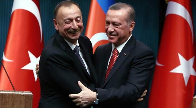 Azerbaycan Cumhurbaşkanı Aliyev, Cumhurbaşkanı Erdoğan&#039;ı kutladı
