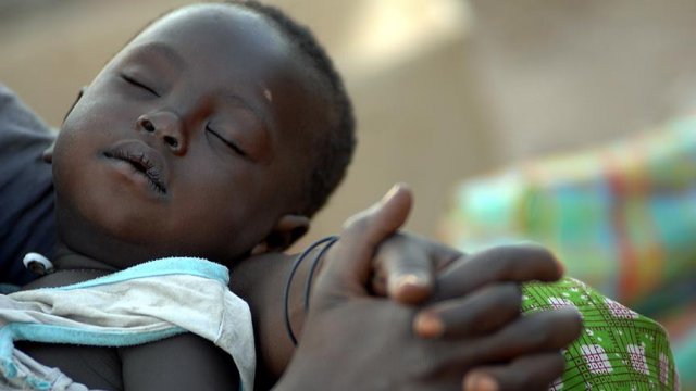 Çad&#039;da temiz su sıkıntısı nedeniyle çocuklar ölüyor