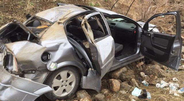 Erzincan&#039;da trafik kazası: 1 ölü, 2 yaralı
