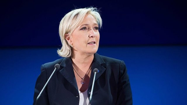 Fransız avukatlar Le Pen&#039;e karşı birleşti