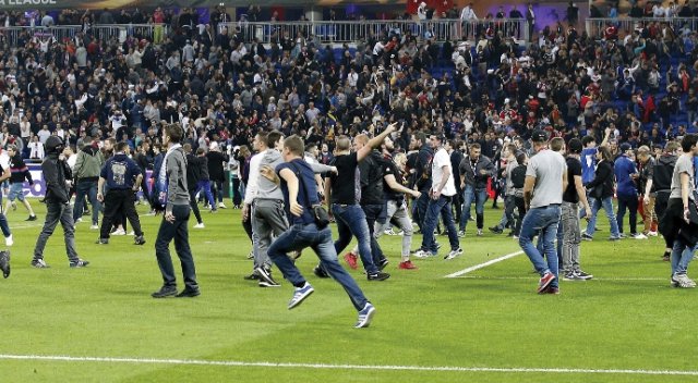 Olympique Lyon’a ceza kapıda