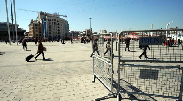 Taksim&#039;de, 1 Mayıs güvenlik önlemi hazırlıkları