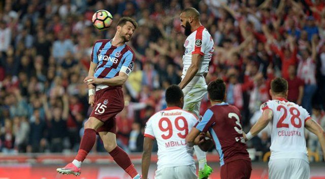 Trabzonspor&#039;da 2 değişiklik!