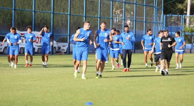 Adana Demirspor, Mersin İdmanyurdu hazırlıklarını sürdürdü
