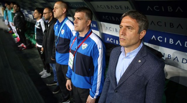 Bursaspor Teknik Direktörü Mutlu Topçu istifa etti