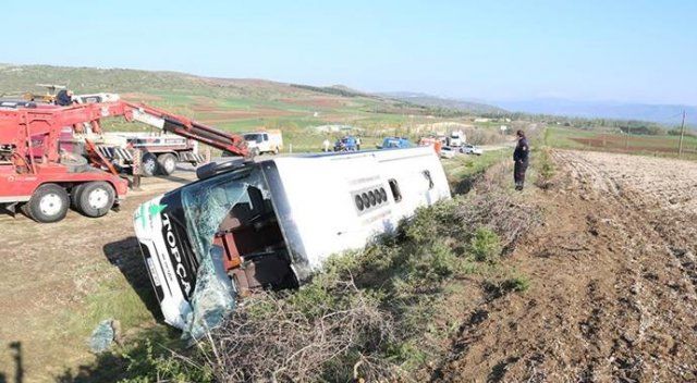 Çorum&#039;da yolcu otobüsü devrildi: 1 ölü 38 yaralı