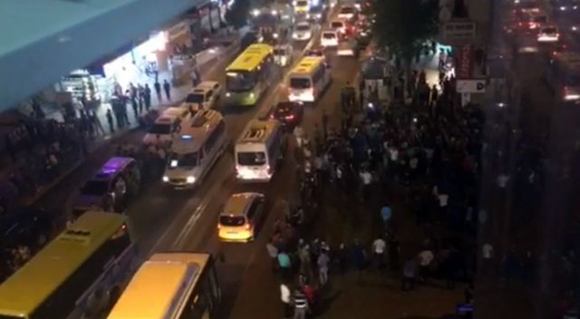 Diyarbakır&#039;da Beşiktaşlı taraftarlara saldırı