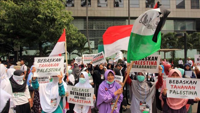 Endonezya&#039;da İsrail karşıtı protesto