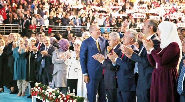 Erdoğan: Bu yoldan dönüş yok