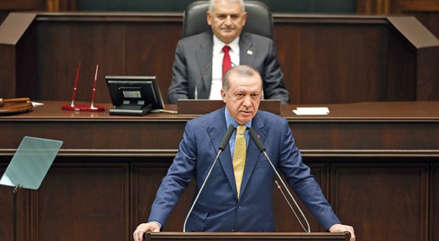 Erdoğan&#039;dan MKYK üyelerine: Halkın gönlüne girin mütevazı olun