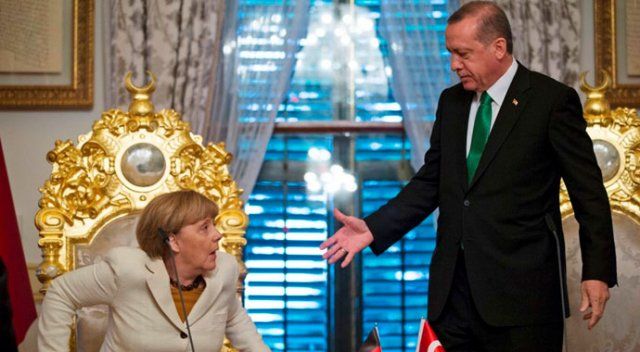 Erdoğan Merkel&#039;i reddetti, Almanlar kudurdu!