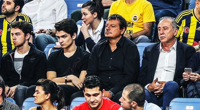 Ergin Ataman: Fenerbahçe&#039;yi kutlamıyorum