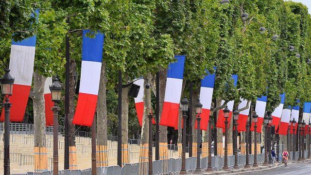 Fransa&#039;da bir belediye evde ölmeyi yasakladı