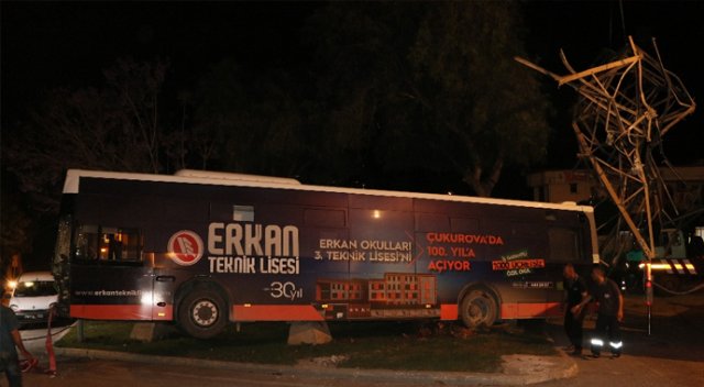 Halk otobüsü yüksek gerilim hattına çarptı: Faciadan dönüldü