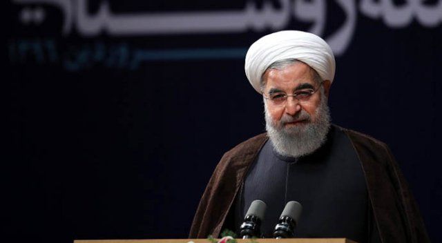 İran’da seçimi Ruhani kazandı