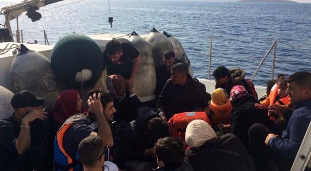 İzmir&#039;de yurt dışına kaçmaya çalışan 172 göçmen yakalandı