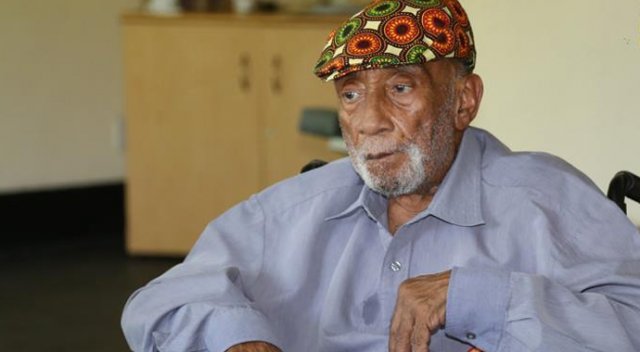 Mozambik direnişinin yaşayan kahramanı Santos