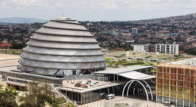Ruanda geleceğini yeniden inşa ediyor