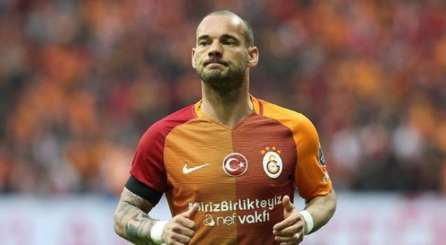 Sneijder&#039;den Yasin&#039;e tepki