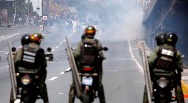 Venezuela&#039;da eylemlerin önüne geçilemiyor