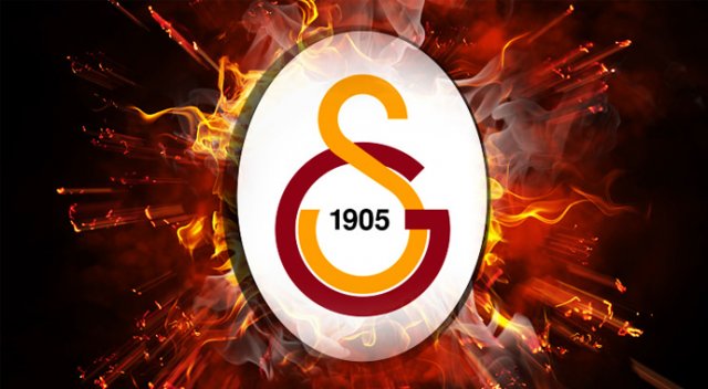 Gomis&#039;in menajeri açıkladı: Galatasaray&#039;a yakınız