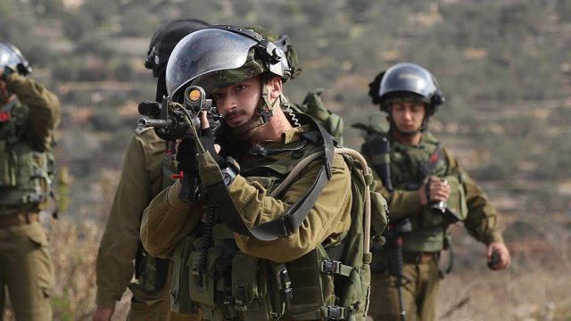 İsrail askerleri Filistinli bir genci daha öldürdü