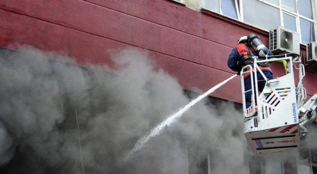 İstanbul’da iplik dokuma fabrikasında yangın