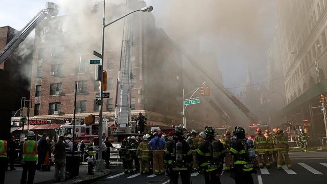 New York&#039;ta korkutan yangın