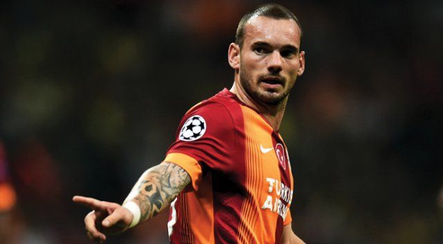 Sneijder Galatasaray&#039;dan ayrılıyor!