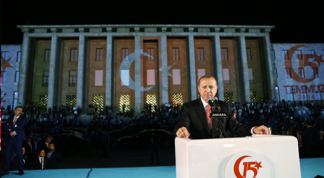 Cumhurbaşkanı Erdoğan Gazi Meclis&#039;te halka hitap etti