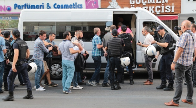 Gülmen ve Özakça eyleminde 20 kişi daha gözaltına alındı
