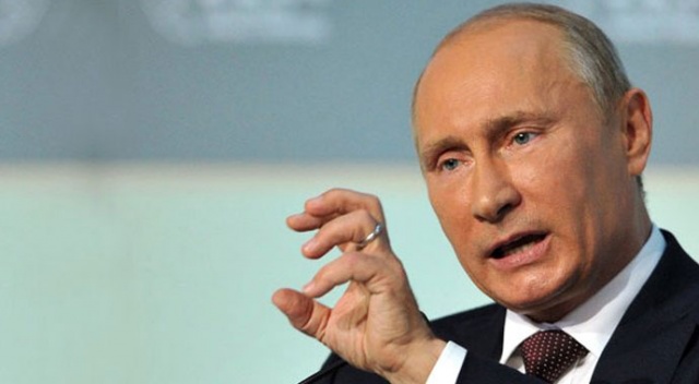 Putin: Rusya’daki 755 ABD diplomatı ülkeden ayrılacak