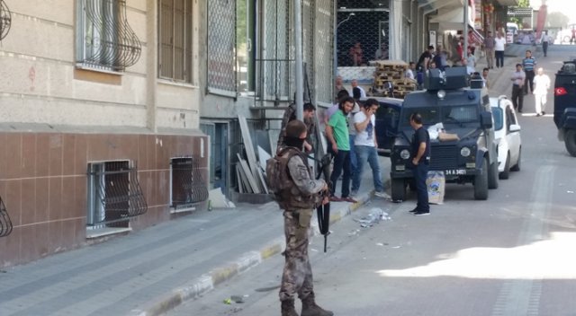 Sultangazi’de terör operasyonu: 3 gözaltı