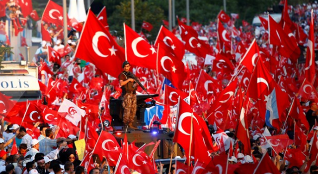 Türkiye demokrasisine sahip çıktı