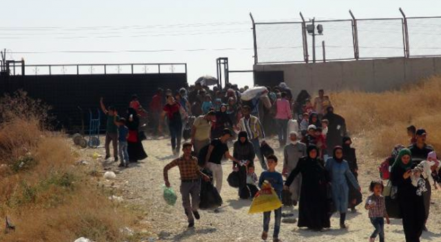 25 bin Suriyeli bayram için ülkesine gitti