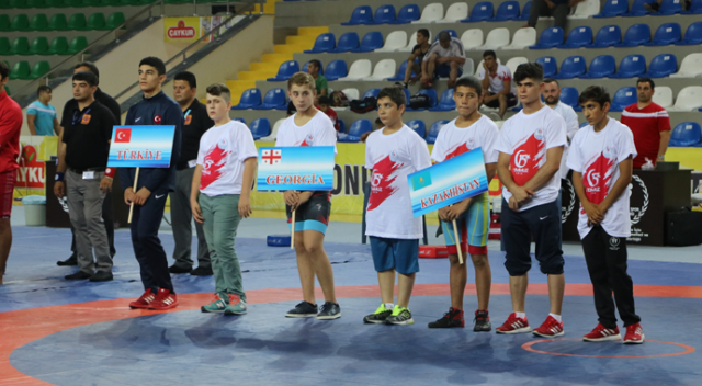 7. Uluslararası Mehmet Akif Pirim Güreş Turnuvası başladı