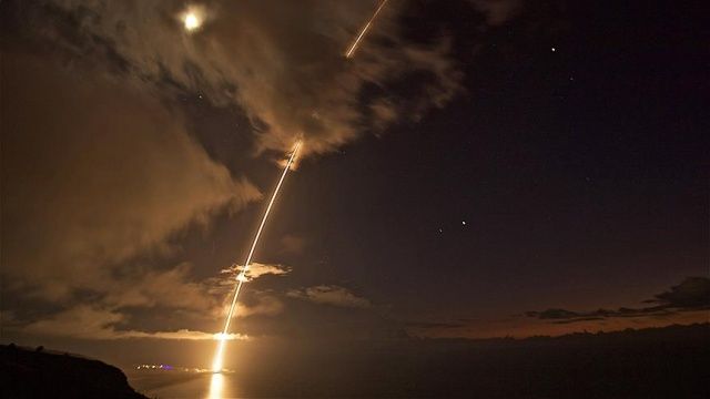 ABD, Hawaii açıklarında füze savunma sistemi denedi